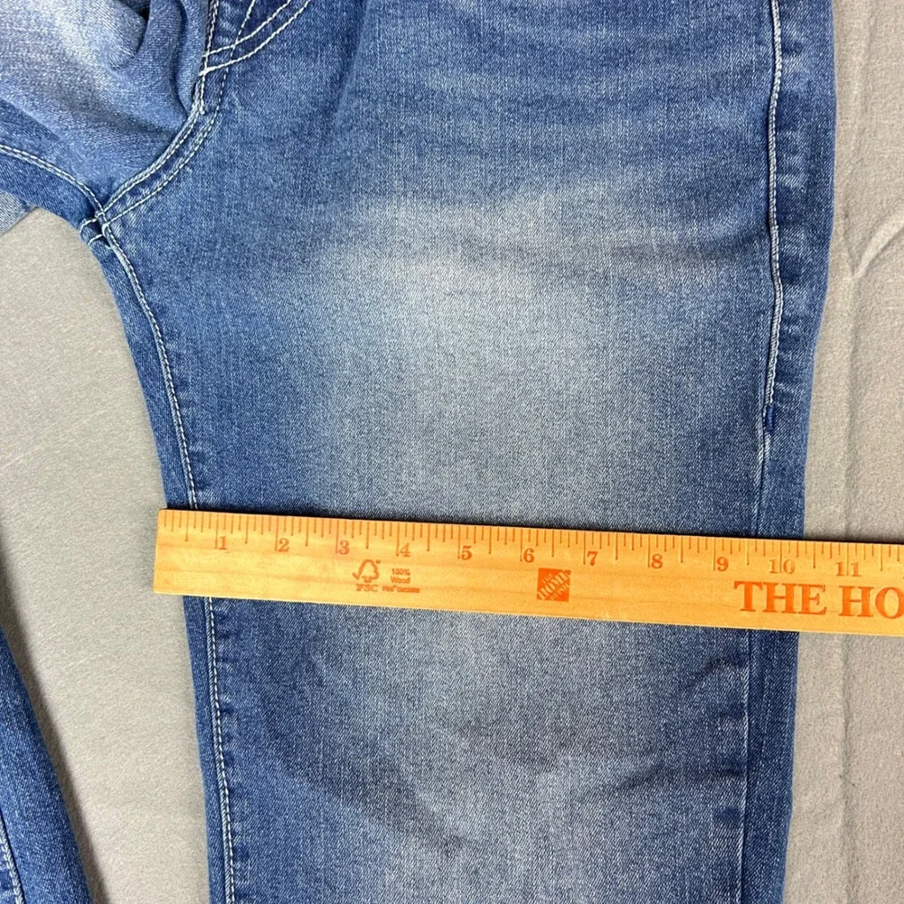 True Religion Geno Jeans Mens 32 (34x31) Blue Relaxed Slim Fit Medium Wash Denim